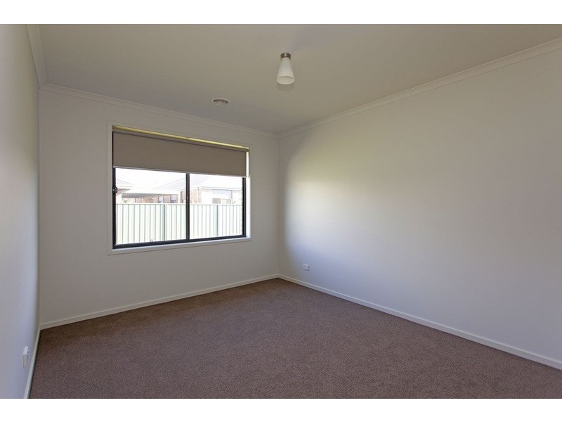 17 Inwood  Close, Wodonga VIC 3690
