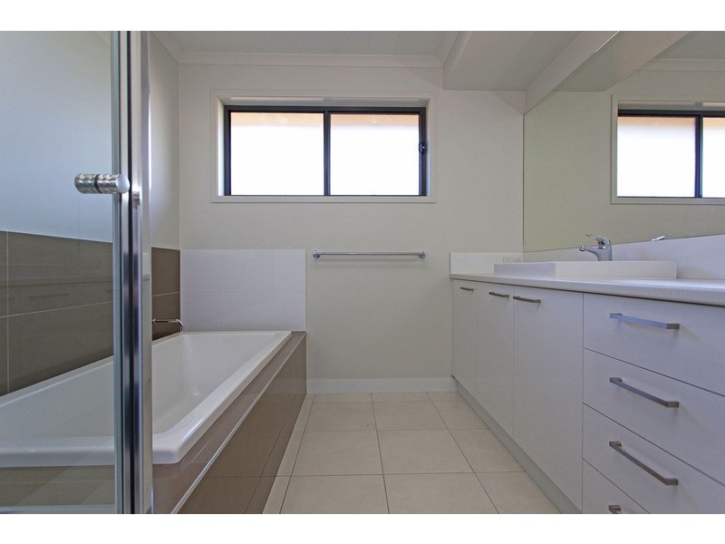 17 Inwood  Close, Wodonga VIC 3690