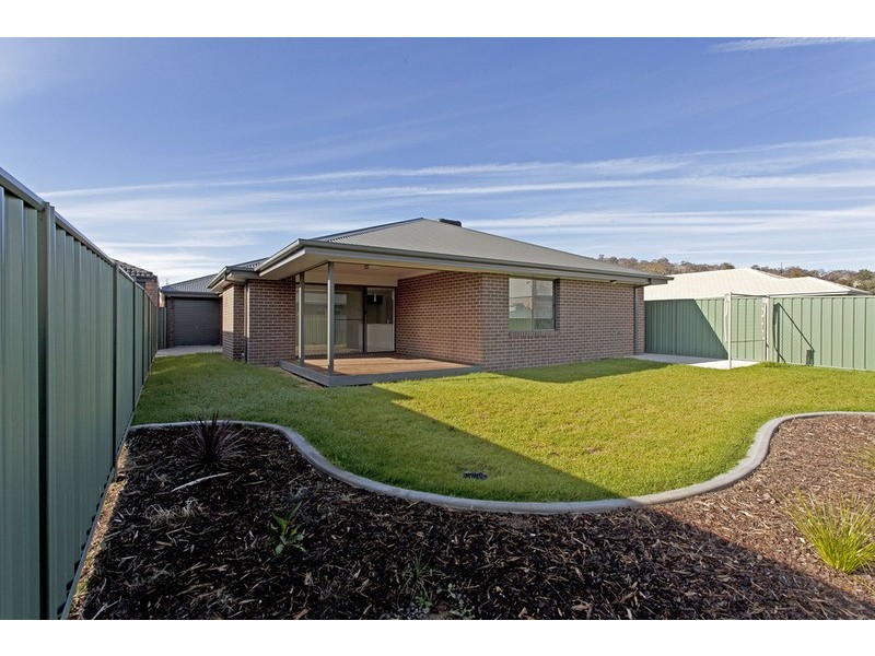 17 Inwood  Close, Wodonga VIC 3690