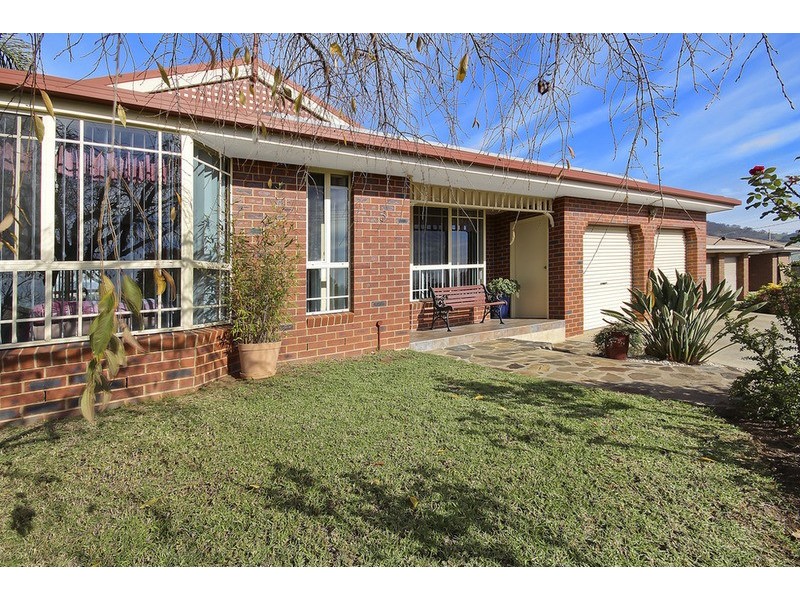 5 Nightingale Avenue, Wodonga VIC 3690