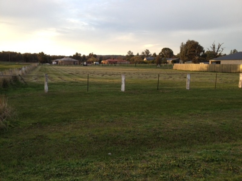 45 Albert Road, Chiltern VIC 3683
