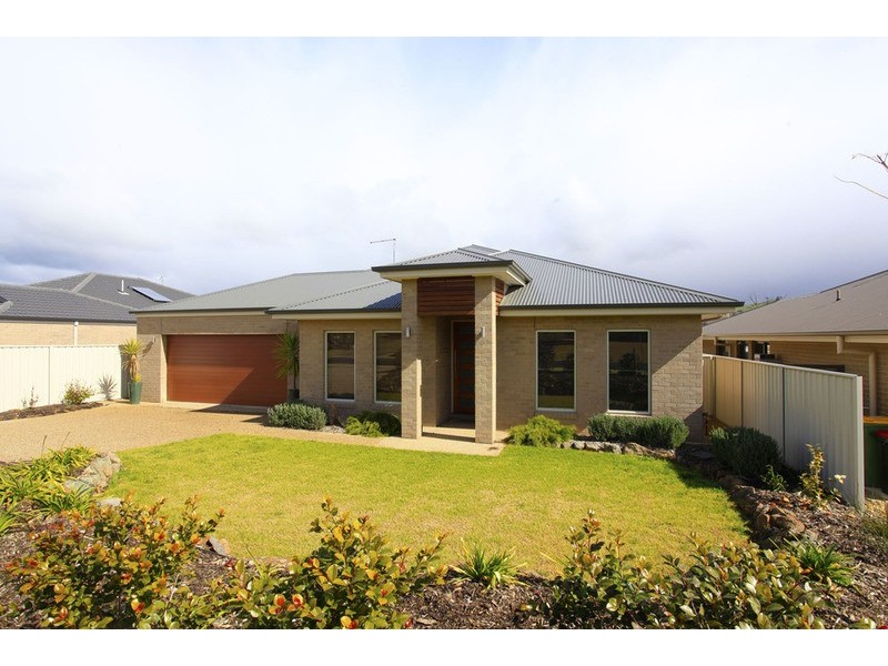 44 Bremer Avenue, Wodonga VIC 3690