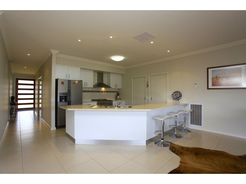 44 Bremer Avenue, Wodonga VIC 3690