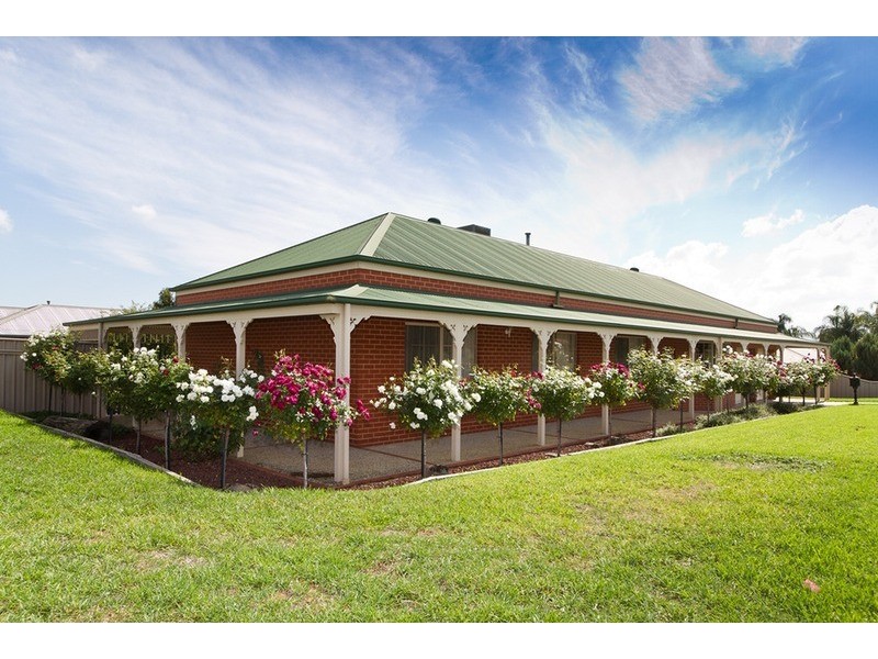 150 De Kerrilleau Drive, Wodonga VIC 3690