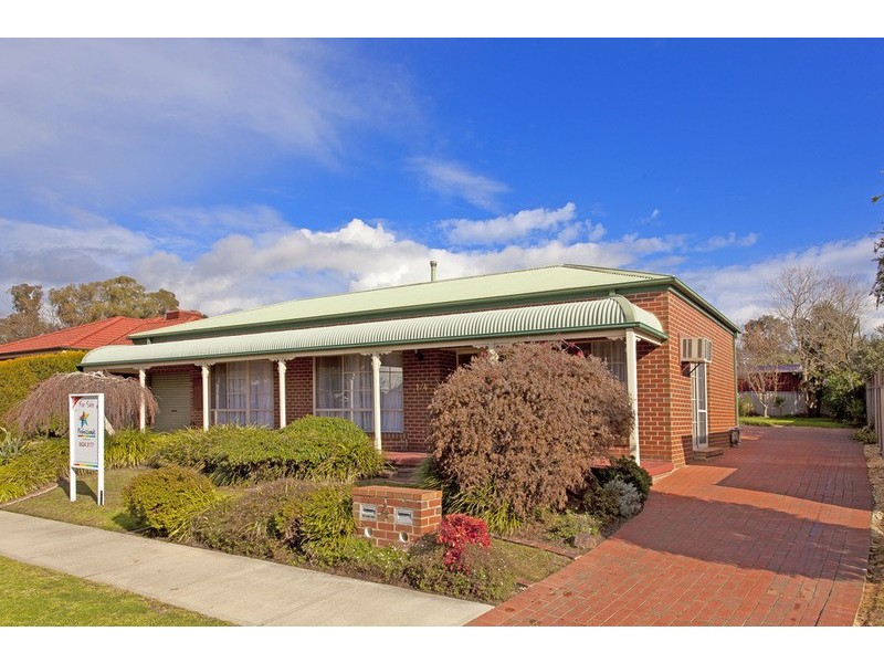 1/4 Central Place, Wodonga VIC 3690