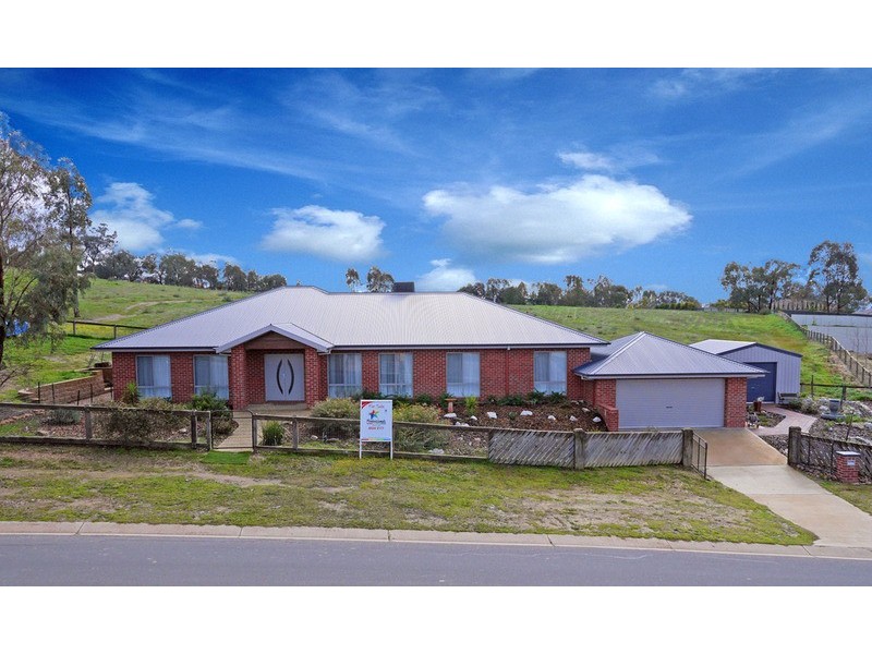 2 Innisbrook Avenue, Wodonga VIC 3690