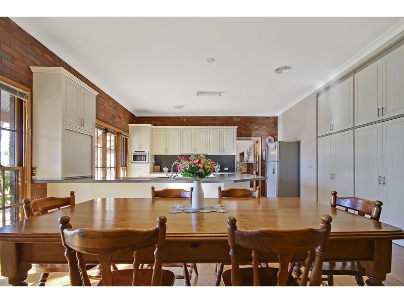 87 Coyles Road, Wodonga VIC 3690