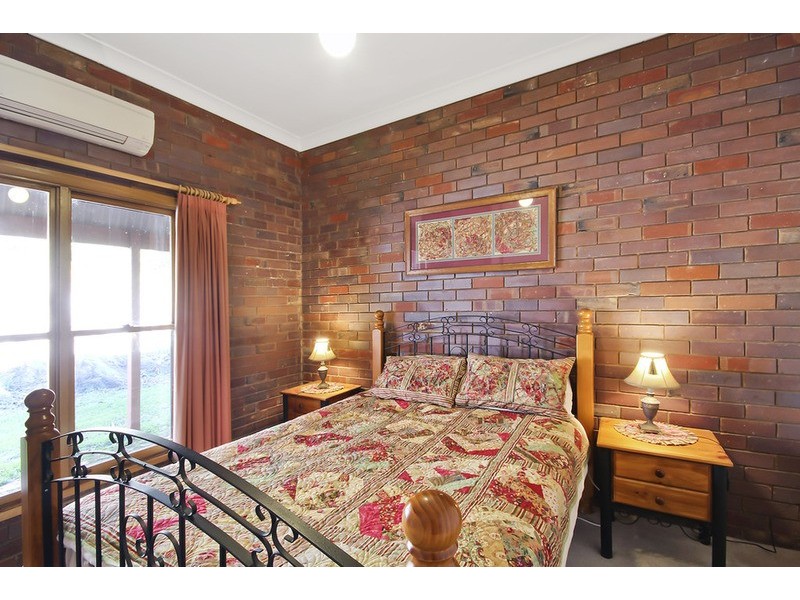 87 Coyles Road, Wodonga VIC 3690