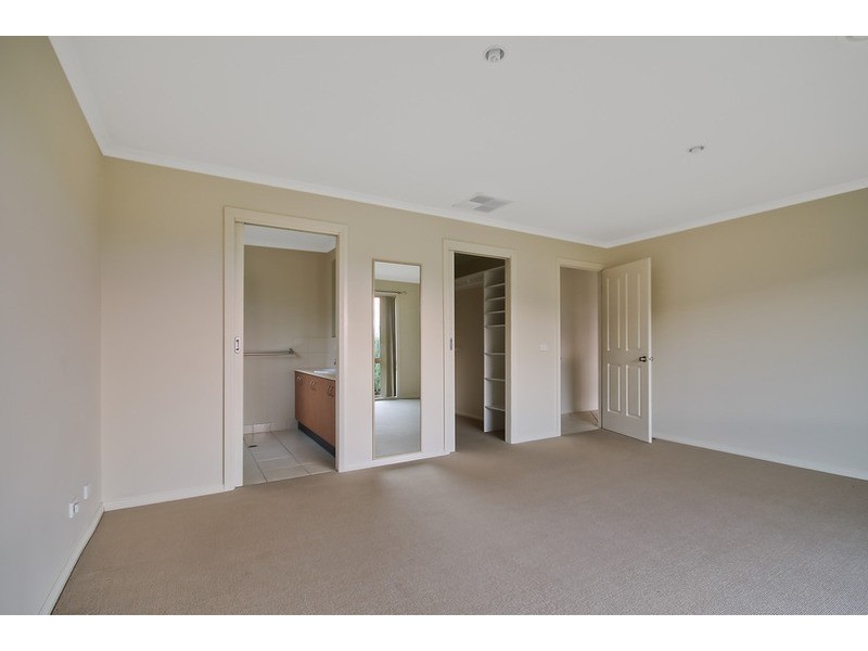 18 Swift Court, Wodonga VIC 3690