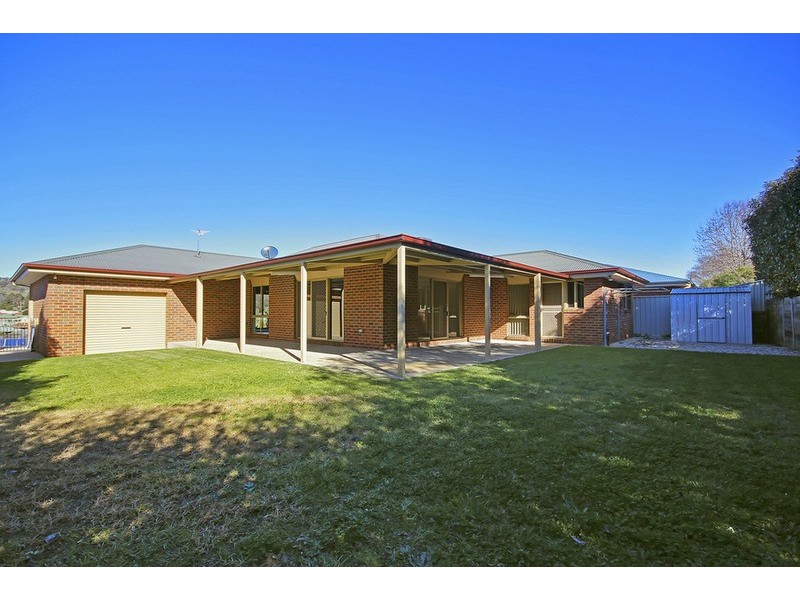 18 Swift Court, Wodonga VIC 3690