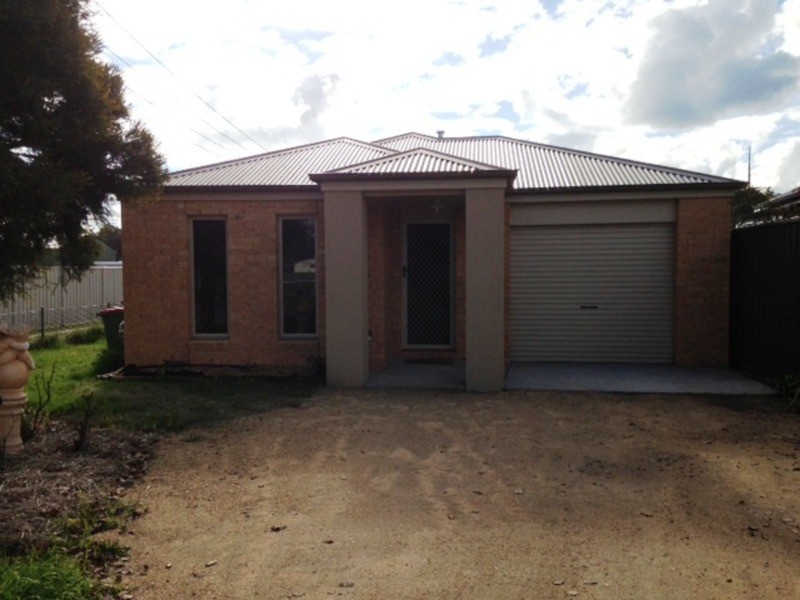 83 Conness  Street, Chiltern VIC 3683