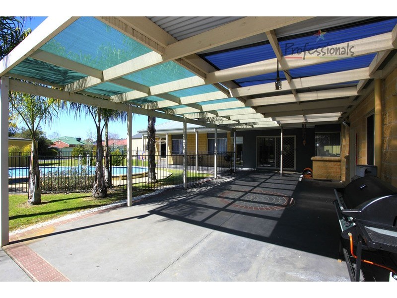 110 Mountford Crescent, East Albury NSW 2640