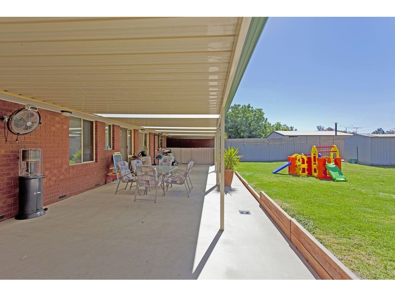 12 Sonia Court, Wodonga VIC 3690