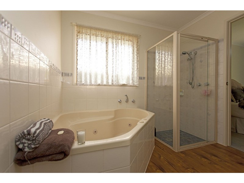 38 Lightwood Drive, Wodonga VIC 3690