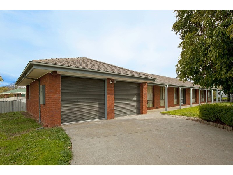 7 Dundee Drive, Wodonga VIC 3690