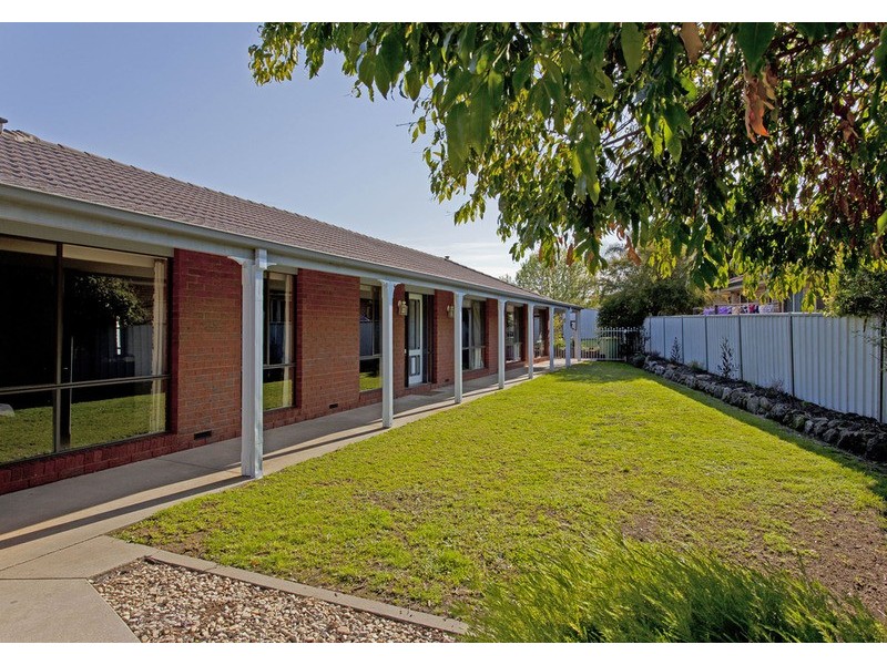 7 Dundee Drive, Wodonga VIC 3690