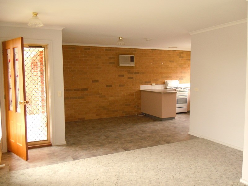 1 Rosemont  Court, Wodonga VIC 3690