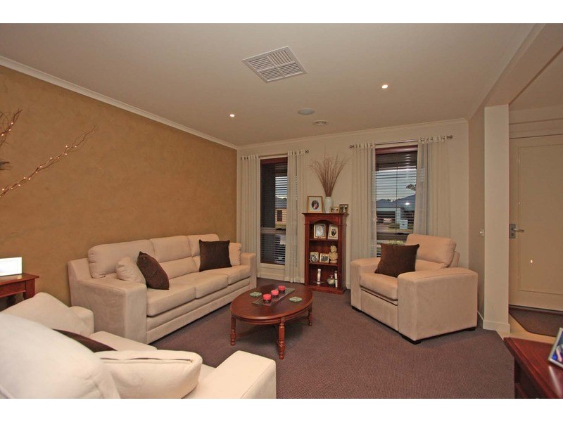 36 Golflinks Avenue, Wodonga VIC 3690
