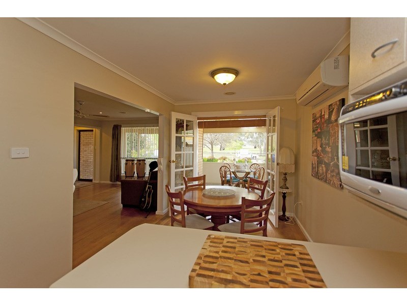 247 Cadell Street, East Albury NSW 2640