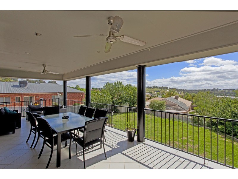 41b Avondale Drive, Wodonga VIC 3690