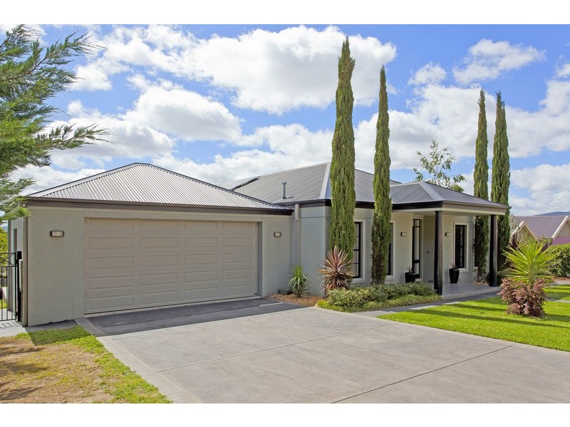 41b Avondale Drive, Wodonga VIC 3690