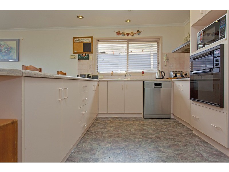 6 Teal Court, Wodonga VIC 3690