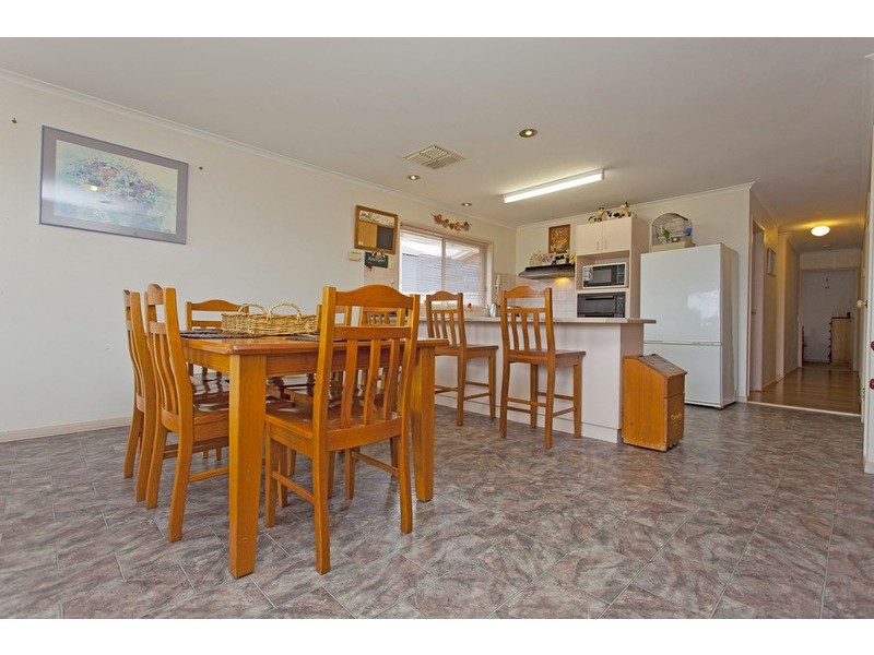 6 Teal Court, Wodonga VIC 3690