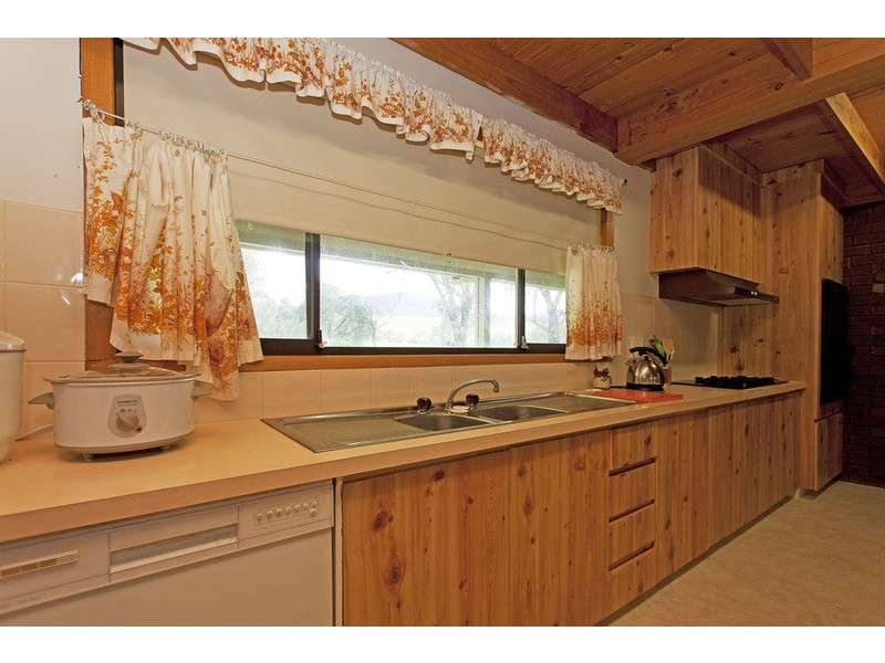 812 Tallangatta Creek  Road, Tallangatta Valley VIC 3701