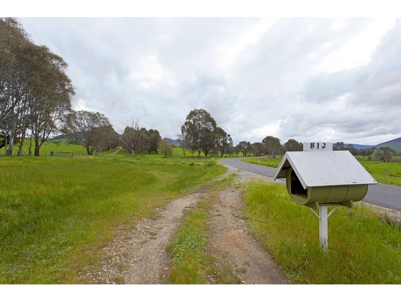 812 Tallangatta Creek  Road, Tallangatta Valley VIC 3701