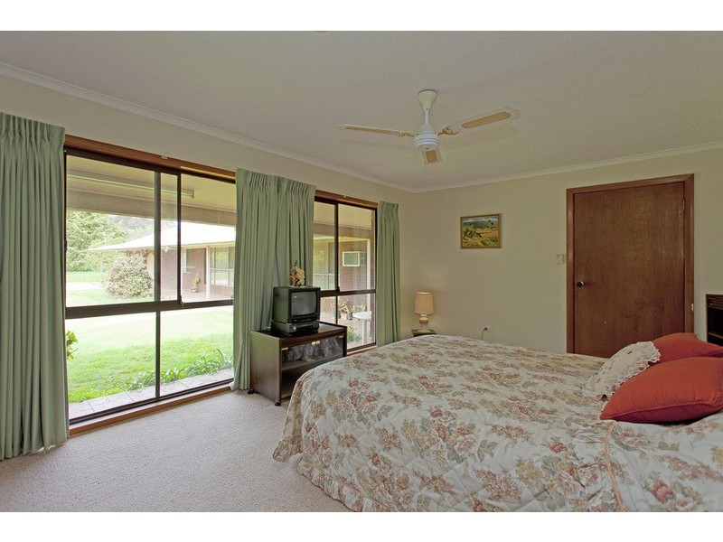 812 Tallangatta Creek  Road, Tallangatta Valley VIC 3701