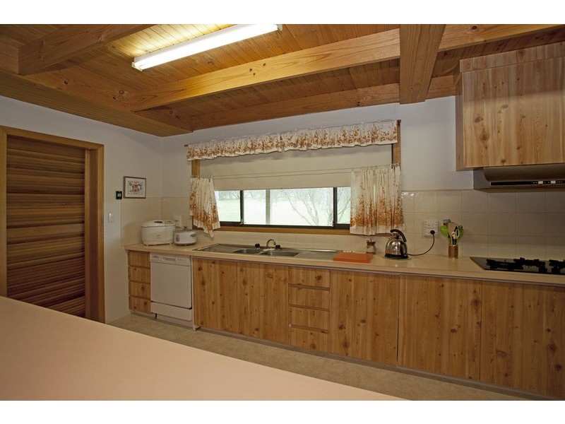 812 Tallangatta Creek  Road, Tallangatta Valley VIC 3701