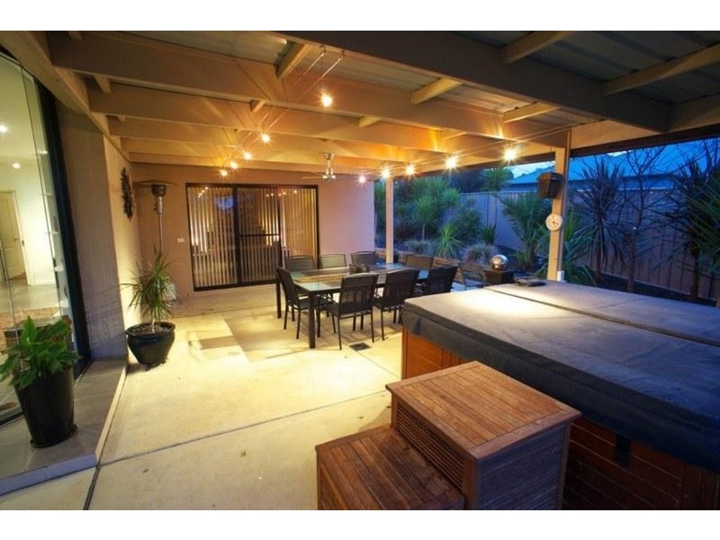 14 Hemlock  Court, Baranduda VIC 3691