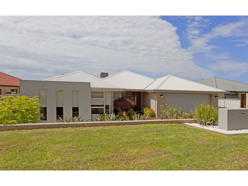 15 Montclair Avenue, Wodonga VIC 3690