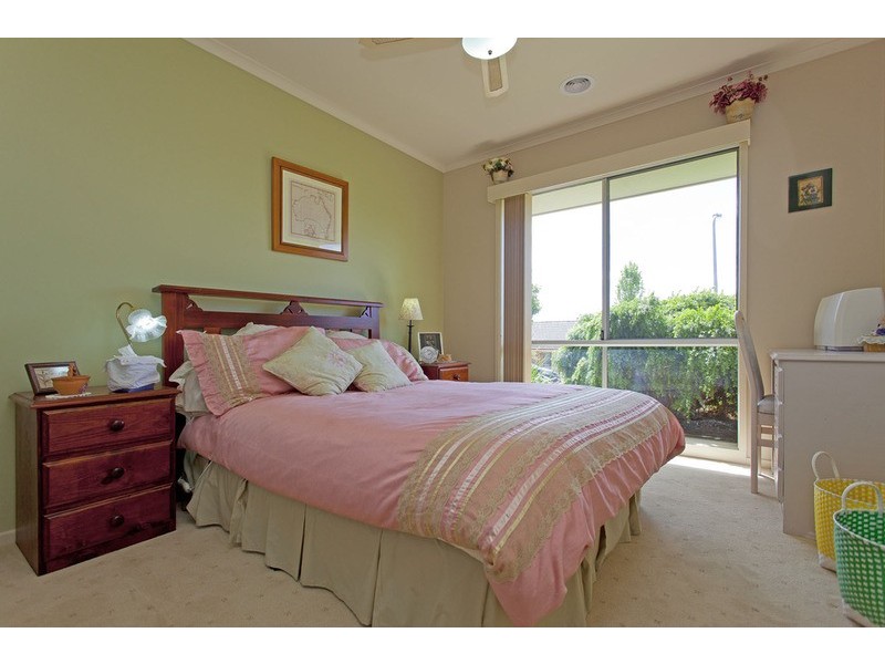 37 Falcon Circuit, Wodonga VIC 3690