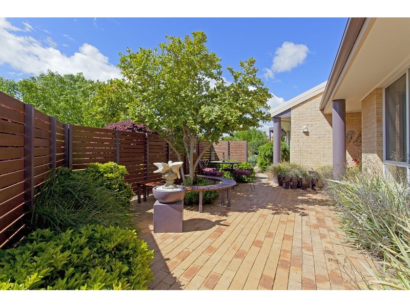 37 Falcon Circuit, Wodonga VIC 3690