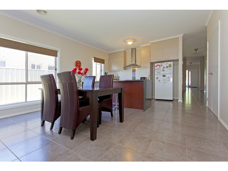 38 Castleton Street, Wodonga VIC 3690