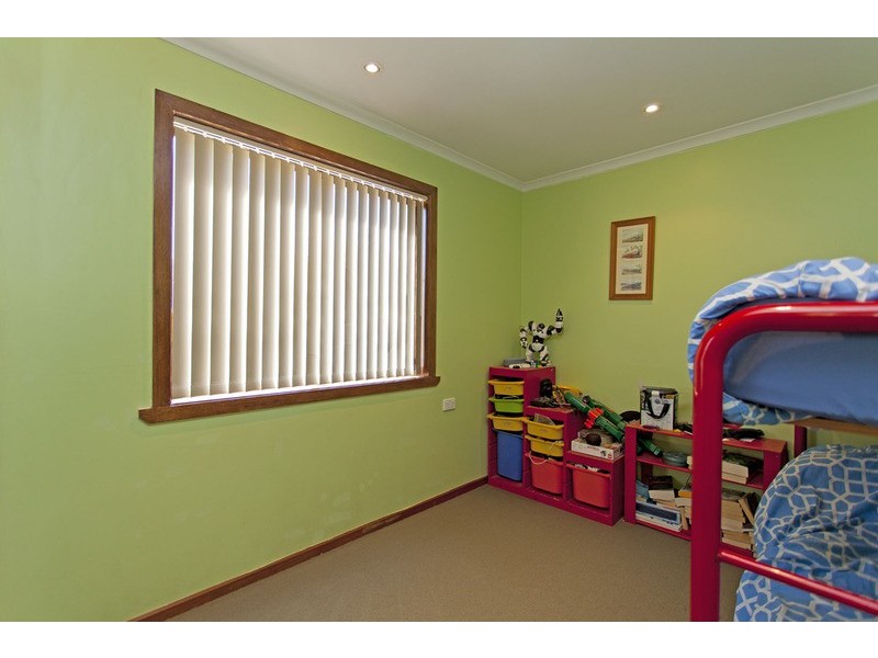 1 Hilltop Court, Wodonga VIC 3690