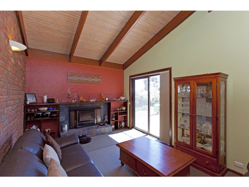 1 Hilltop Court, Wodonga VIC 3690