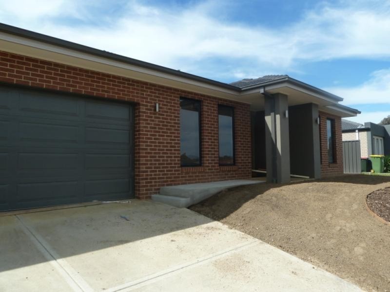 22 Kenneth Watson Drive, Bandiana VIC 3694