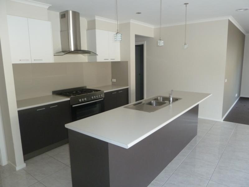 22 Kenneth Watson Drive, Bandiana VIC 3694