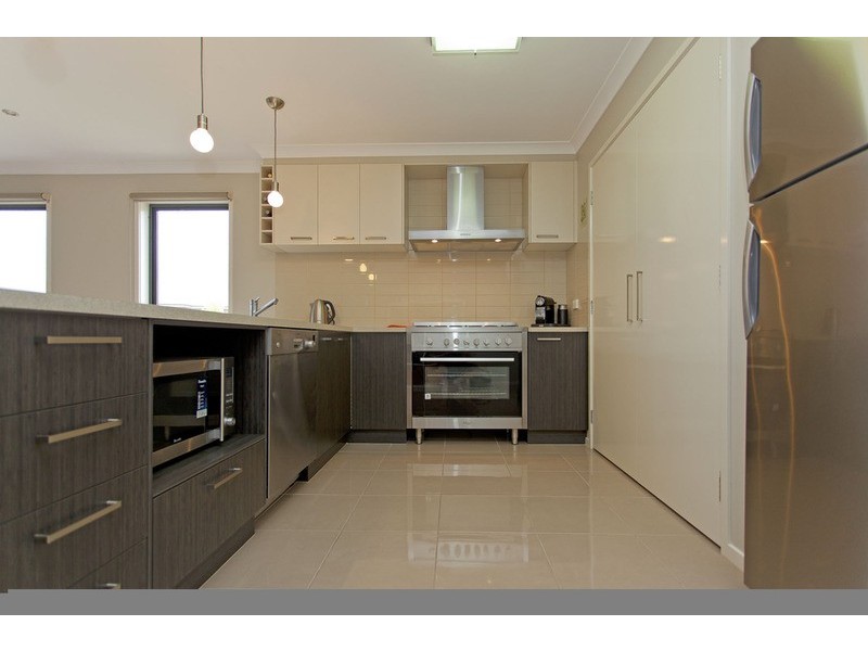 2 Lauren Place, Wodonga VIC 3690