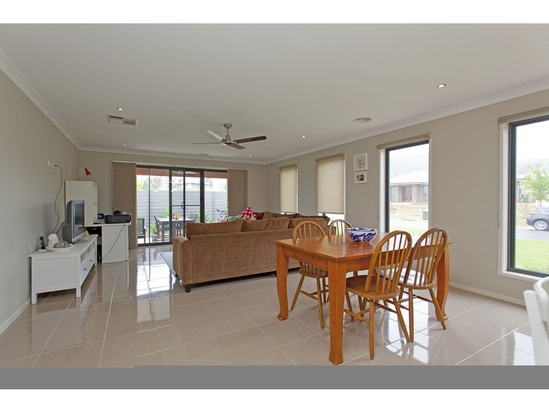 2 Lauren Place, Wodonga VIC 3690