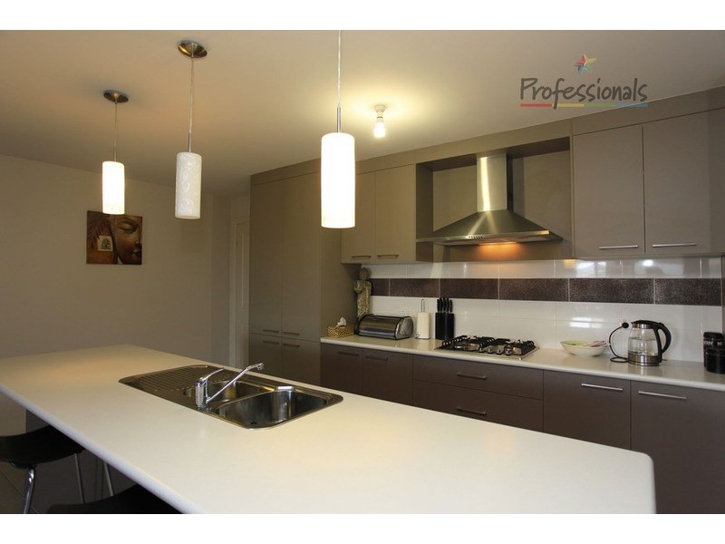 15 Lauren Place, Wodonga VIC 3690