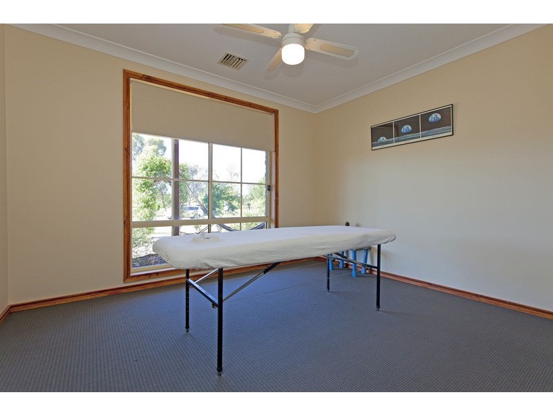 33-35 Albert Road, Chiltern VIC 3683