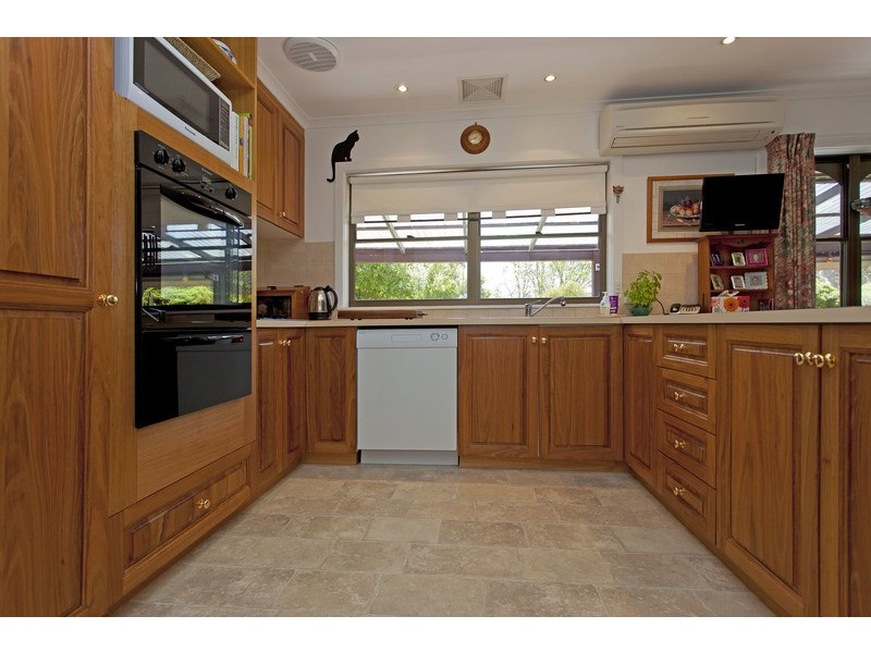 785 Stanley Road, Stanley VIC 3747