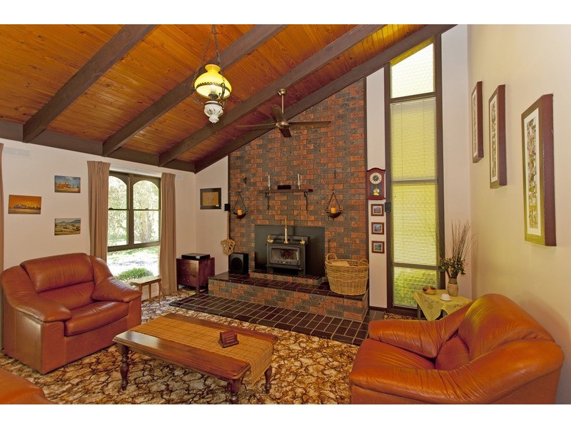 785 Stanley Road, Stanley VIC 3747