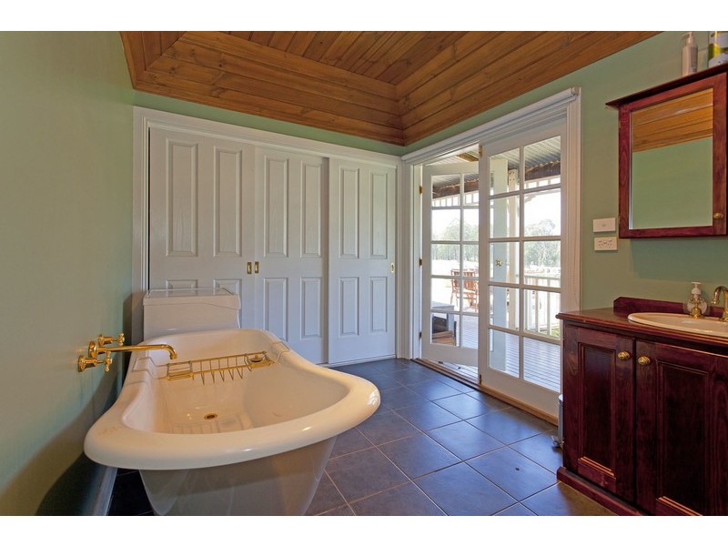 60 Lower Nine Mile Road, Stanley VIC 3747