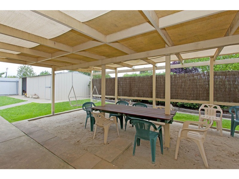 2/6 Skerry Street, Chiltern VIC 3683