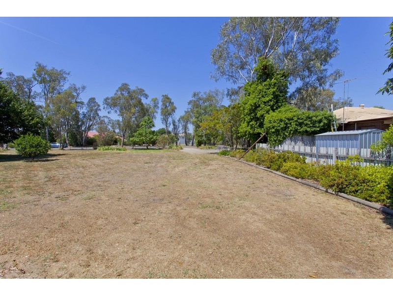 112 – 120 Pioneer  Drive, Jindera NSW 2642