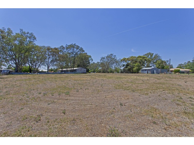 112 – 120 Pioneer  Drive, Jindera NSW 2642